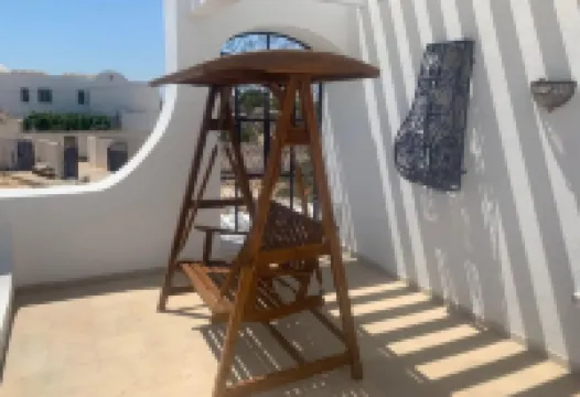 Spectacular Tunisian Villa w/pool- 5 min walk from the beach, Palm Cafe, Casino