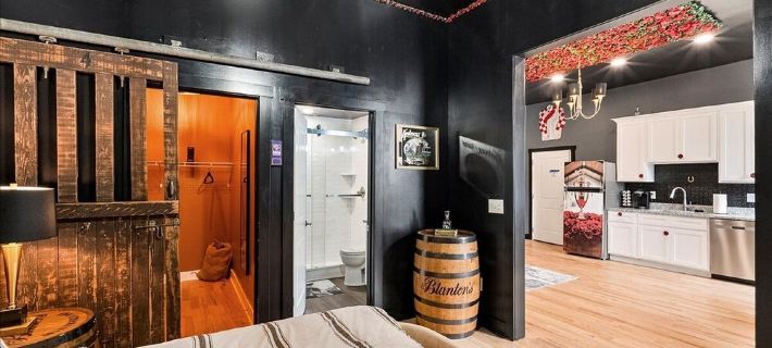 Off to the Races Retreat - Hidden Clues Inside Hotels in Franklin County