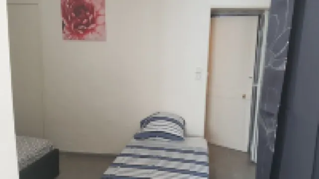 Cosy F2 near DisneyLand Paris Hotels in Meaux