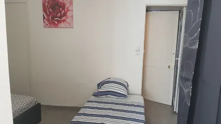 Cosy F2 near DisneyLand Paris Отели рядом с достопримечательностью «Museum of the Great War in Meaux»