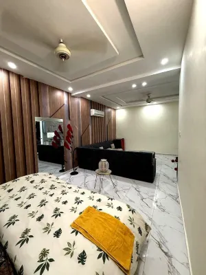 Charming 1-bedroom apartment with AC, WiFi in enjoyable Abdullah Gardens Fsd Hotels near Wadi E Sitara Park