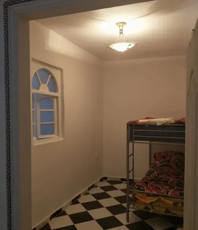 New apartment with swimming pool in downtown Tlemcen. Very quiet neighborhood. Отели в г. Тлемсен