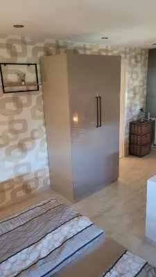 Modern apartment meets guests! 110 m2 apartment. Kitchen / Bathroom / Bedroom New Hotel di Zorbig