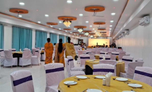 Hotels Aaditya Inn Tathawade