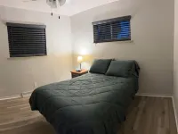 Charming Duplex with New AC & heater with WiFi Hotels in La Junta