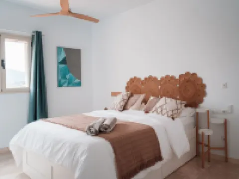 Beautiful apartment with mountain views 阿爾豪林德拉托里酒店