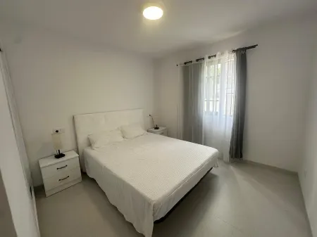 First floor apartment in "Habitat Playa RomanaAlcossebre) Отели в г. Алькала-де-Чиверт