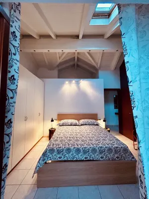 Cozy nest in the historic center Hotel a Omegna