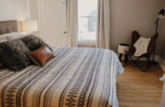 Charming 2-bedroom upper apartment in fabulous downtown Saint Charles, MN.