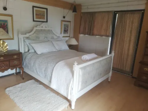 An enticing getaway with a homely ambience, resembling the comfort of your home.