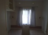 Situated in a quiet, relaxing location 25 minutes from the beach and Naussica. Các khách sạn ở Sanghen