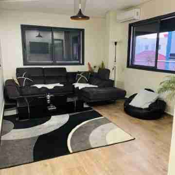 Modern apartment 2min walk from mehdia beach Others