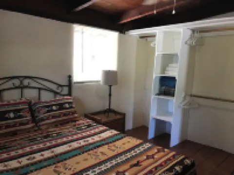 Home on 10.5 Acre Authentic Guest Ranch with Full Kitchen and Huge Private Yard! 丹戈豪園酒店
