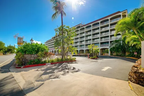 Lahaina Shores Beach Resort Studio Hotels in Lahaina
