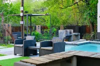 Charming 2-bedroom villa with WiFi, AC in tranquil Marloth Park