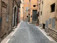 The house of memories in the historic center of Monterotondo has 2 apartments