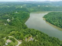 Breathtaking Views of Dale Hollow Lake
