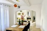 Les Terrasses des Antiques Hotels in Saint-Remy-de-Provence