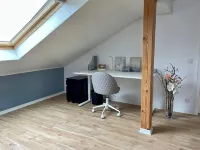 Cozy, quiet attic apartment (2nd floor) - 5 min. to public transport Hotels in Weinheim