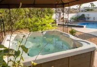 Stunning Family Villa Ciudad Quesada, Sleeps 14 Private Heated Pool & Jacuzzi Hotels in Quesada