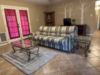 Centrally located older 4-bedroom house in lovely Yuma
