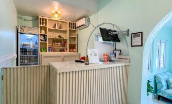 Golden Palm B & B - Housity