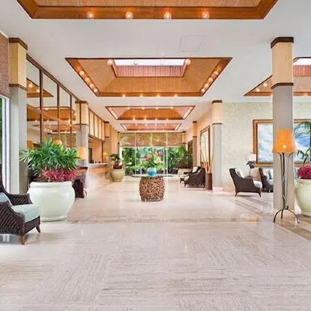 Spacious Whaler Kaanapali 2Br Walk to Whalers Village & the Beach Sleeps 8