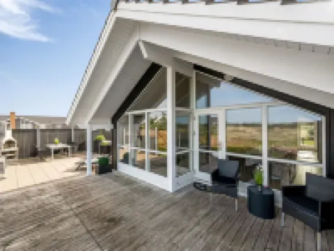 "Christan" - 1.2km from the Sea