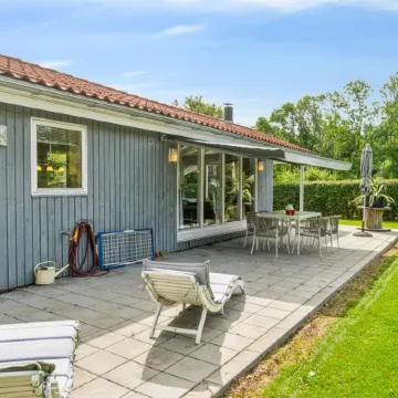 "Salvina" - 300m from the sea