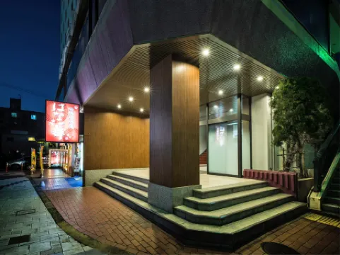 Isahaya Terminal Hotel