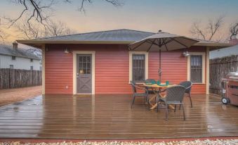 Charming Craftsman Home!-2 Blks from Main St!