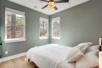 6 Mi to Chattanooga: Home w/ Balcony & Dtwn Views! - balcony