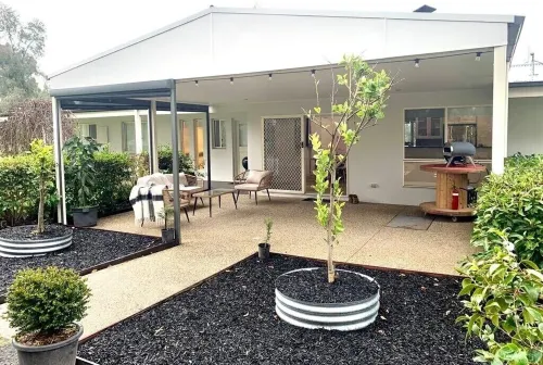 5 Bedroom Mansfield Farm House