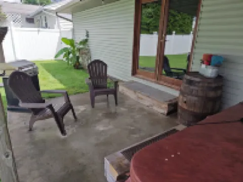 Pointer Palace Hotels near The Highlands Museum & Discovery Center