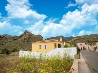 Villa in Tenerife with Pool and Sea Views