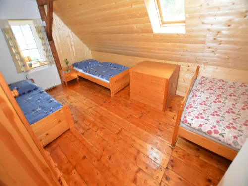 Cottage in Liberec with Sauna and Ski Nearby - بار