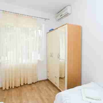 Apartments Garden - One-Bedroom Apartment with Terrace (2 Adults) Rooms