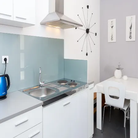 Apartments Magdales - Two Bedroom Apartment with Balcony A1