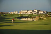 Theseus Village - 2 Bed Apartment with Pool, Aphrodite Hills Hotels in Kouklia