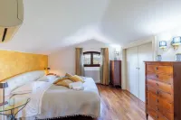 10 minutes from the beach, strategically located "Villa il Castellaccio"