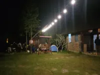 Villa Kayu 1 Hotels near Tangkuban perahu (kawah)