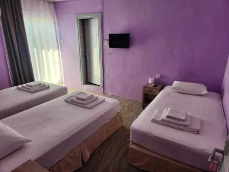 Masal Hotel Отели рядом с достопримечательностью «Waterfont Cesme»