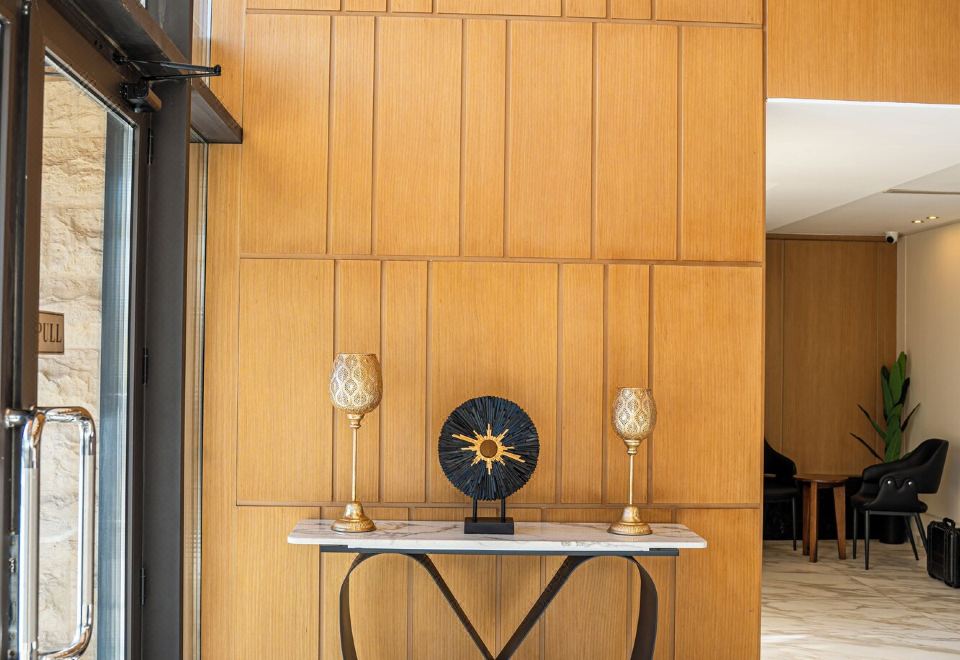 수쿤 호텔 객실 내부