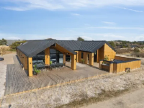 5 star holiday home in Henne Beach