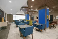 Holiday Inn Express MILWAUKEE DOWNTOWN by IHG - sarapan