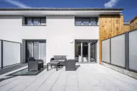 Apartment Comfortable in the Centre of Pau: Parking, AC...