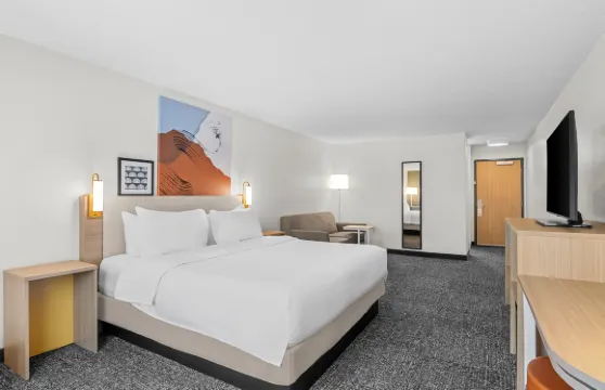 特拉弗斯城Spark酒店