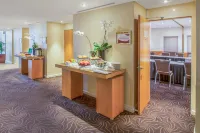 Crowne Plaza PERTH by IHG - breakfast