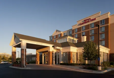 Hilton Garden Inn Schaumburg Отели в г. Шаумбург