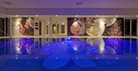 Hotel Van der Valk Spier - piscina